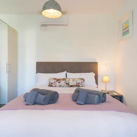 Lanzahost Casa Banana Tatil Evi *